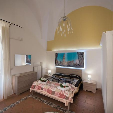 B&B Mamma Splendora Lecce Extérieur photo